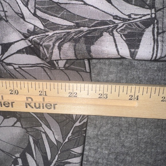 Cleveland Browns Tommy Bahama Coast Mens Islandzone Shirt Floral Gray Sz M NEW - Picture 12 of 12
